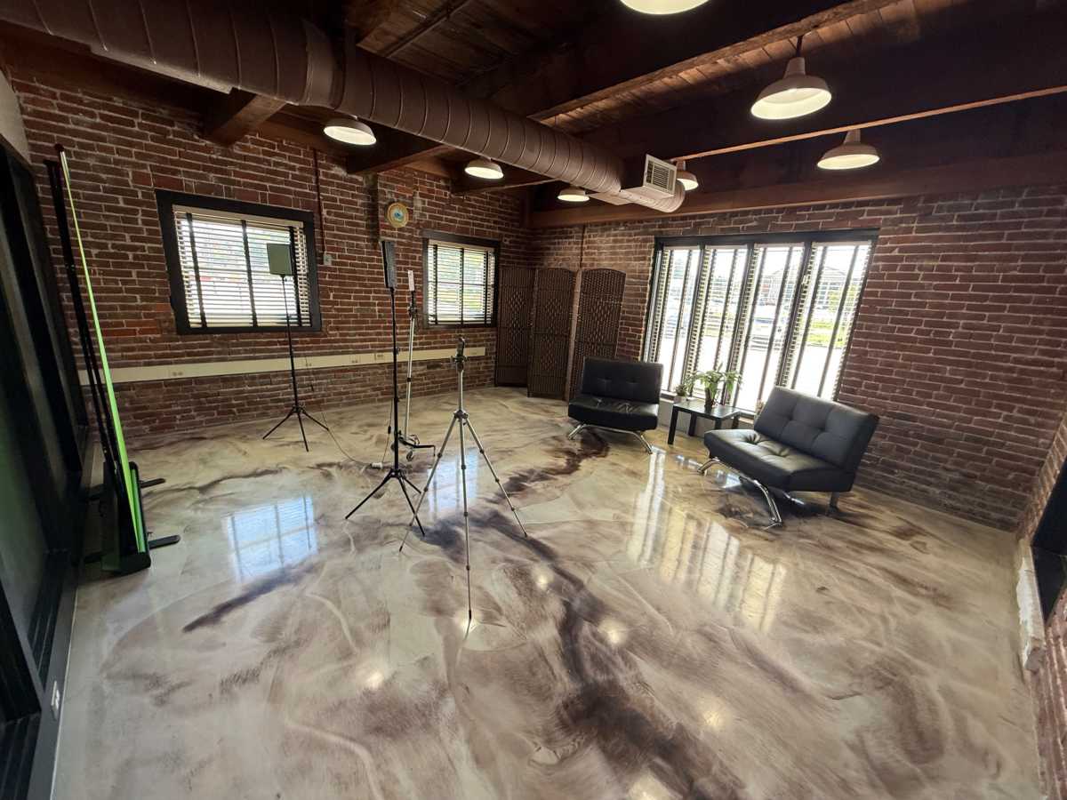 Studio 104 — photo 2